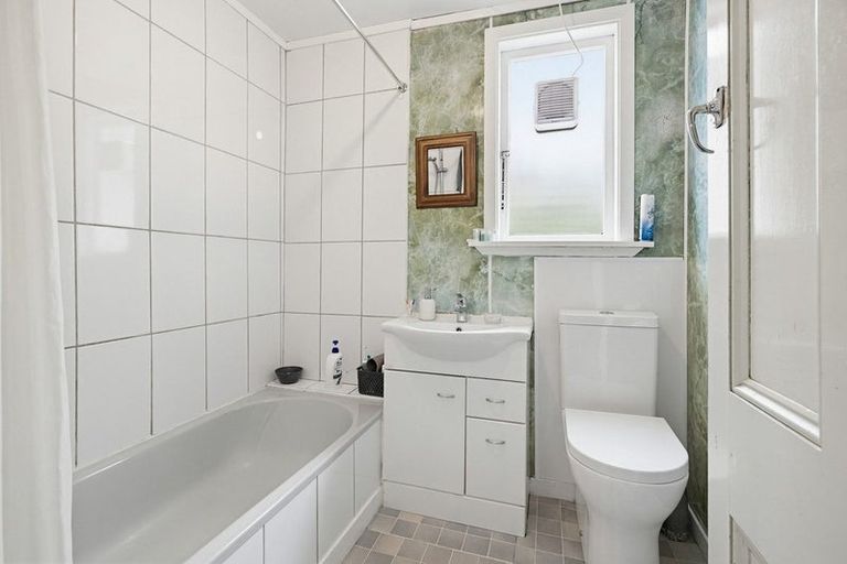 Photo of property in 44 Rintoul Street, Newtown, Wellington, 6021