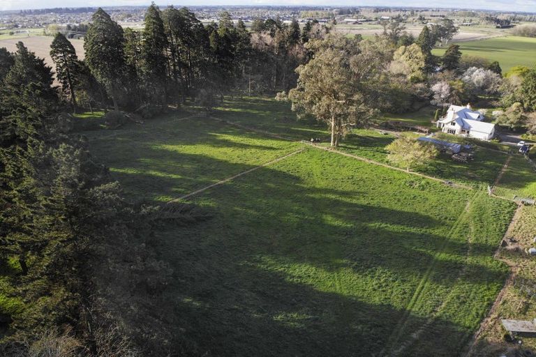 Photo of property in 100 Beach Road East, Elgin, Ashburton, 7777