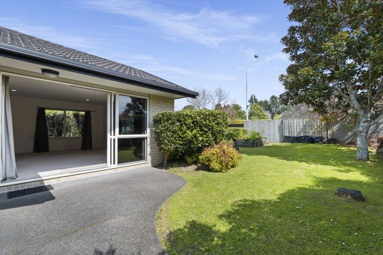 Photo of property in 1 Inverness Drive, Pyes Pa, Tauranga, 3112