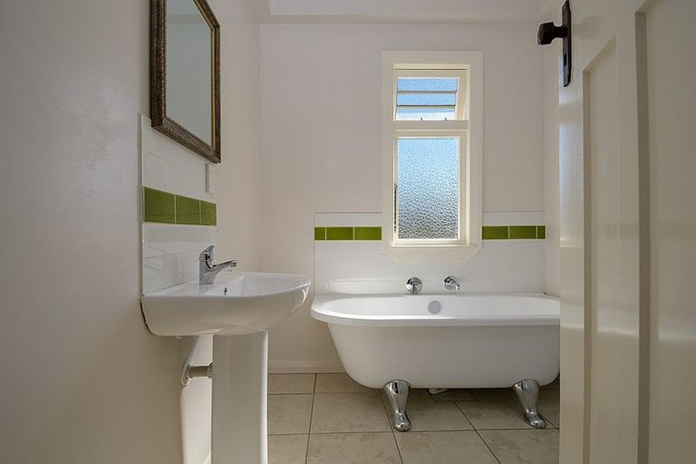 Photo of property in 78 Waimea Road, Nelson South, Nelson, 7010