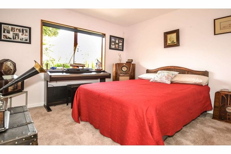 Photo of property in 33 Rarere Terrace, Kerikeri, 0230