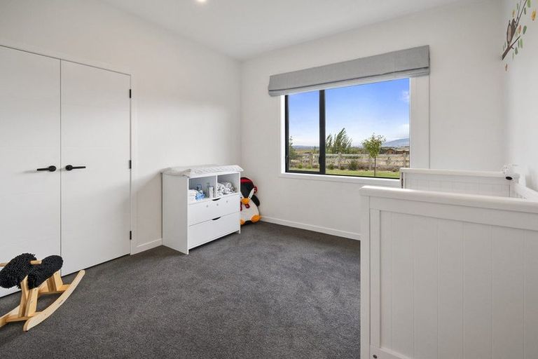 Photo of property in 6 Dickins Lane, Aokautere, Palmerston North, 4471