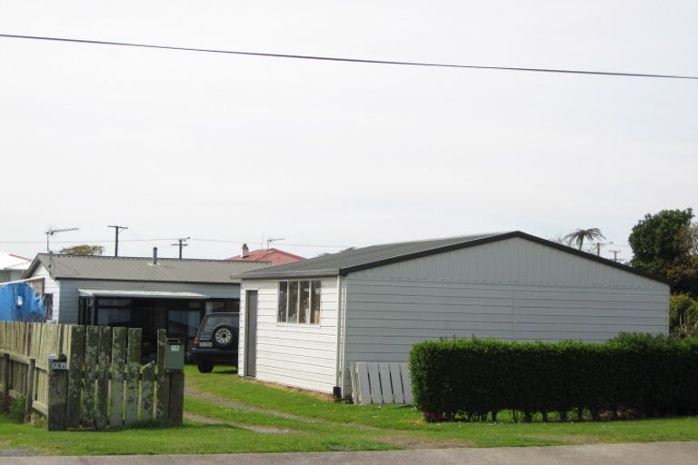 Photo of property in 78 Strange Street, Waitara, 4320