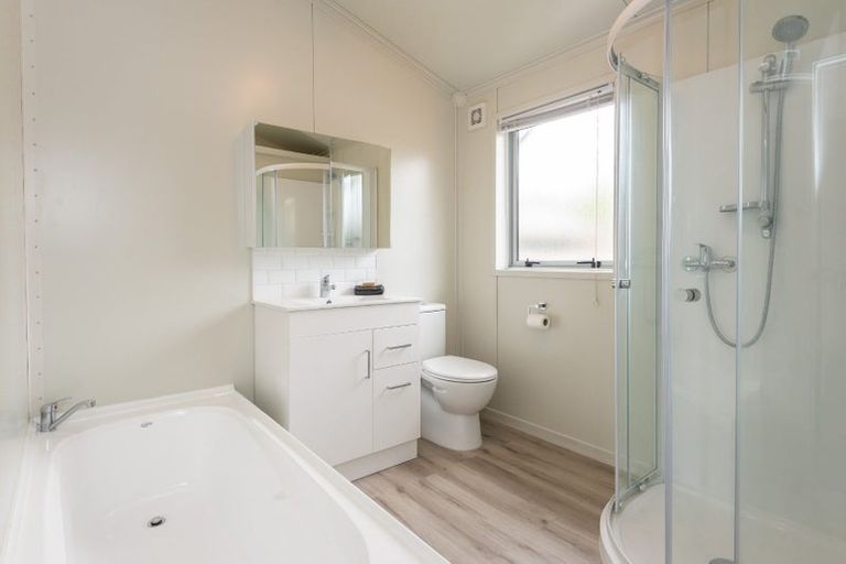 Photo of property in 652b Barbadoes Street, Edgeware, Christchurch, 8013