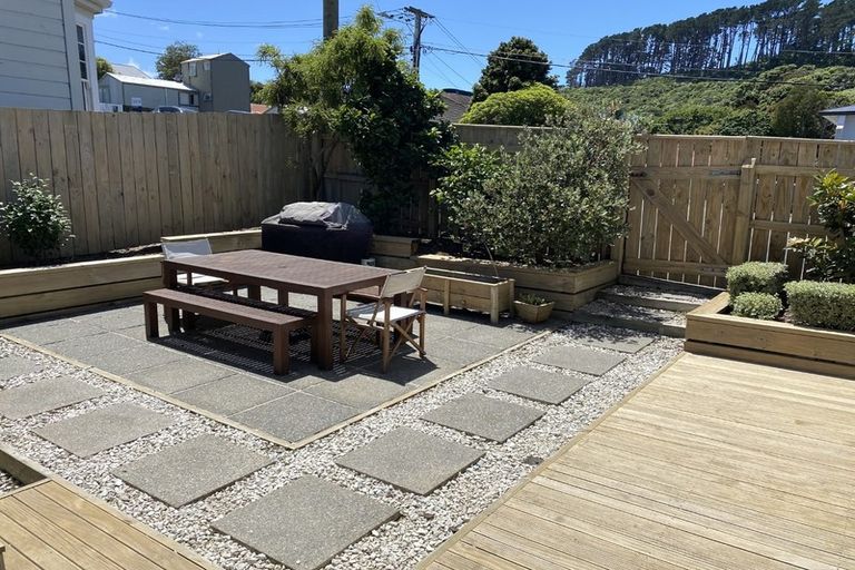 Photo of property in 49 Roy Street, Newtown, Wellington, 6021