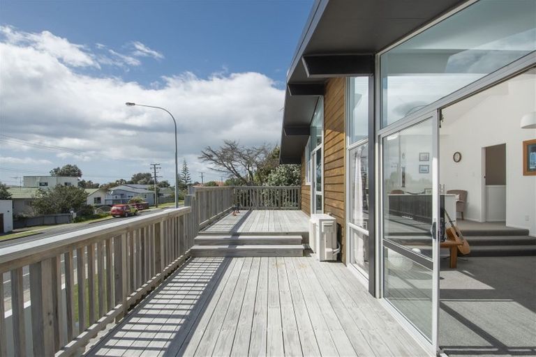 Photo of property in 1154a Papamoa Beach Road, Papamoa Beach, Papamoa, 3118