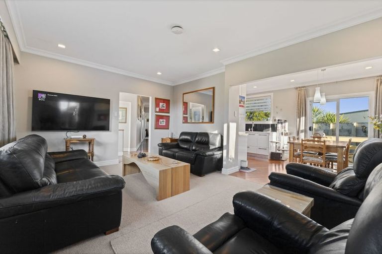 Photo of property in 7 Climie Crescent, Hawera, 4610