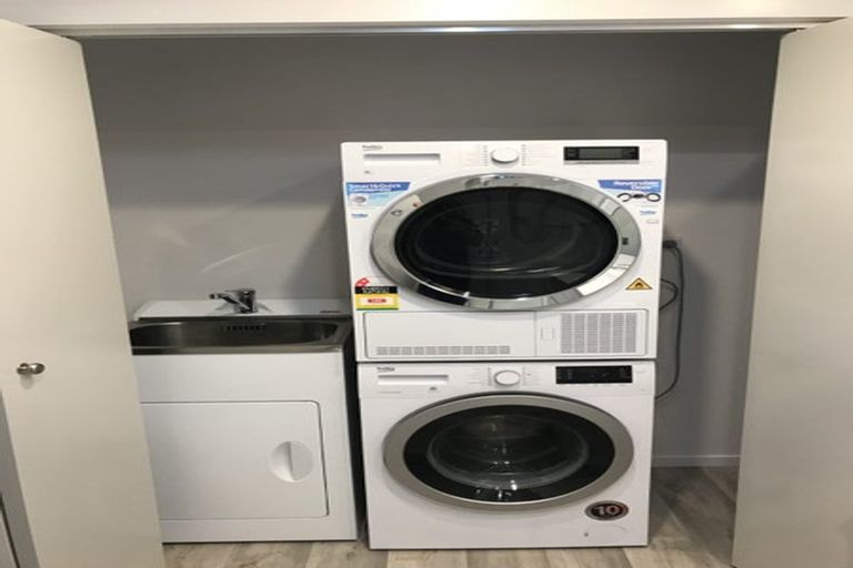 Photo of property in 5/19 Seddon Road, Frankton, Hamilton, 3204