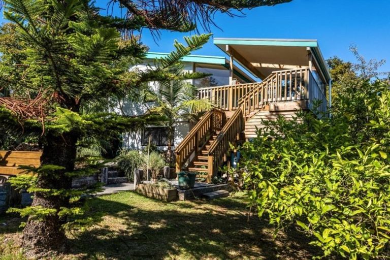 Photo of property in 8a Waitai Road, Ostend, Waiheke Island, 1081