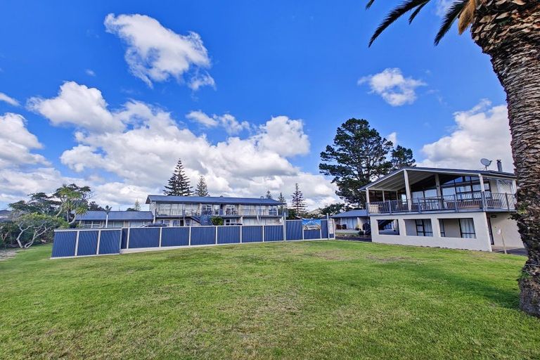 Photo of property in 9/106 Barbara Avenue, Whangamata, 3620