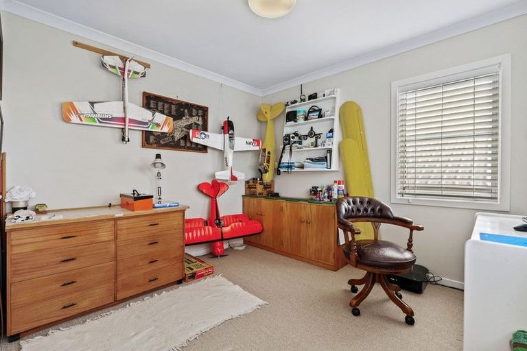 Photo of property in 61 Panorama Heights, Orewa, 0931