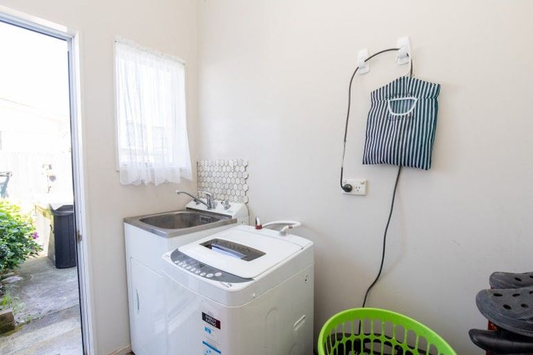 Photo of property in 39 Darlington Street, Ngatea, 3503