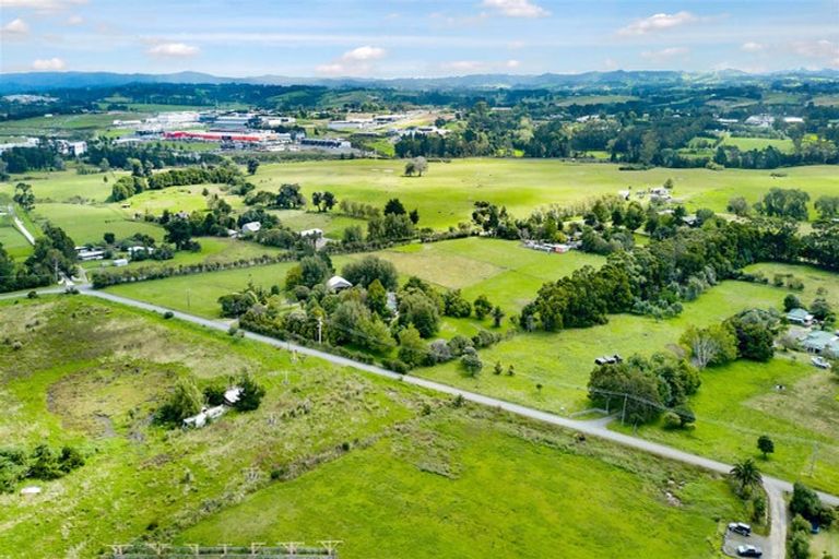 Photo of property in 10 Spedding Road, Whenuapai, Auckland, 0618