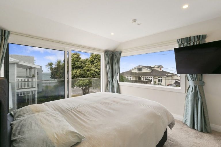 Photo of property in 10 Inglis Street, Seatoun, Wellington, 6022
