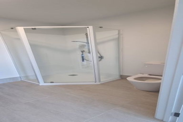 Photo of property in 23/11 Carlos Drive, Flat Bush, Auckland, 2016