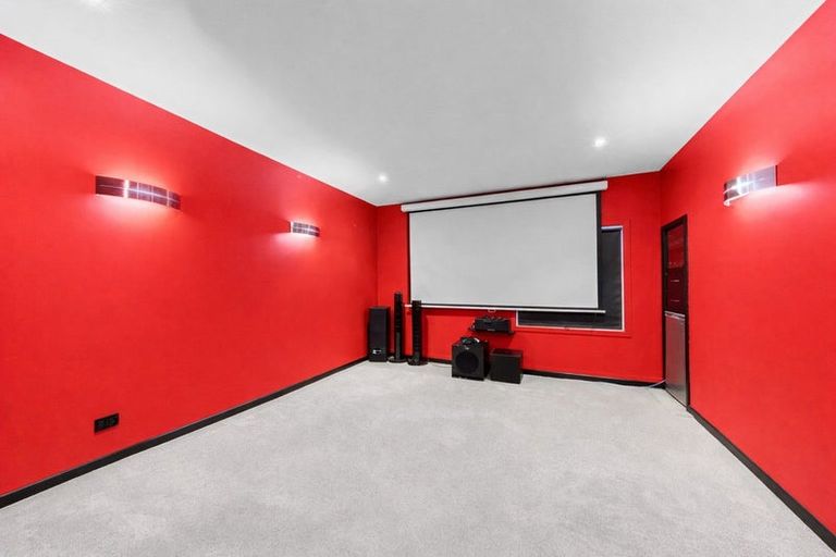 Photo of property in 9/1 Wilton Street, Westown, New Plymouth, 4310