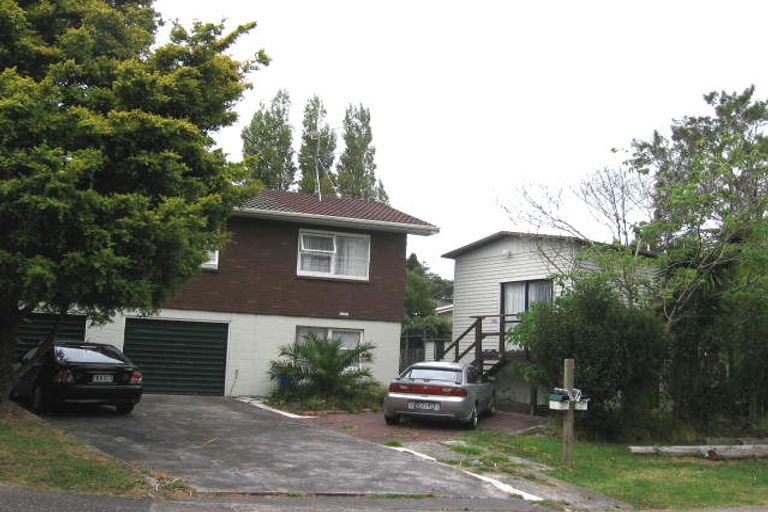 Photo of property in 48 Saffron Street, Birkdale, Auckland, 0626
