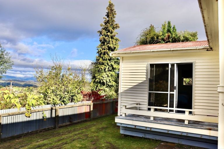 Photo of property in 60 Kiwi Road, Taihape, 4720