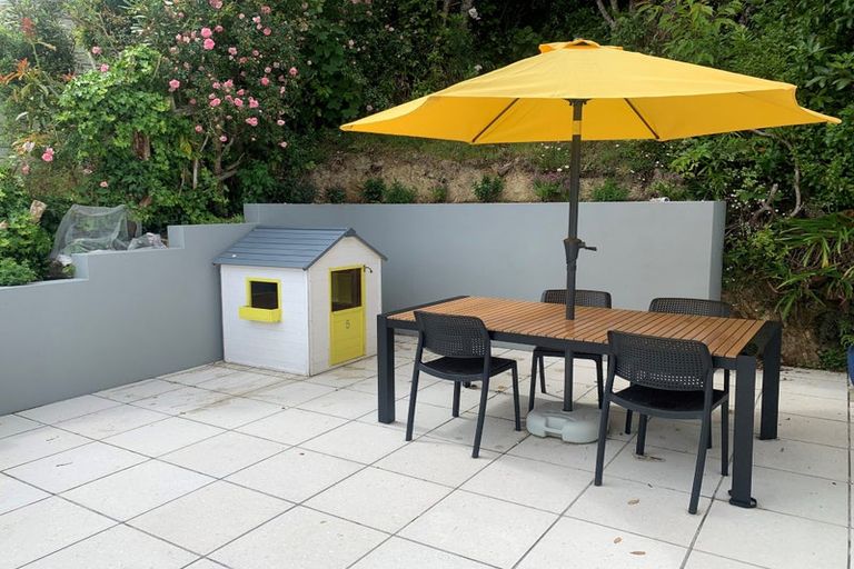 Photo of property in 401 Karori Road, Karori, Wellington, 6012