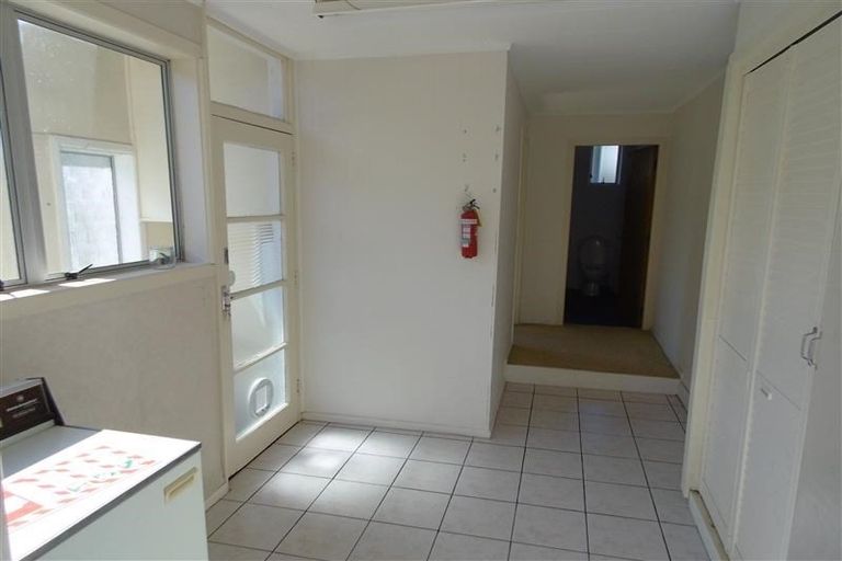 Photo of property in 15 Bonithon Avenue, Moturoa, New Plymouth, 4310