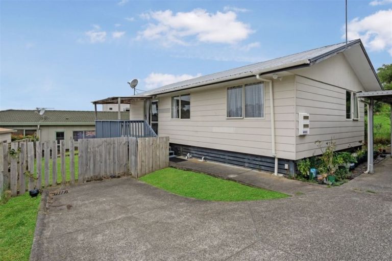 Photo of property in 23a Bellringer Road, Massey, Auckland, 0614