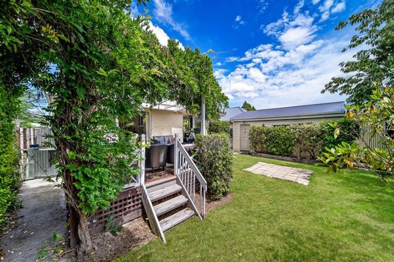 Photo of property in 14 Gainford Street, Avonhead, Christchurch, 8042