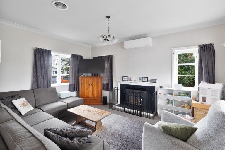 Photo of property in 36 Cuba Street, Marton, 4710