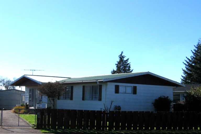 Photo of property in 16 Ballance Street, Masterton, 5810