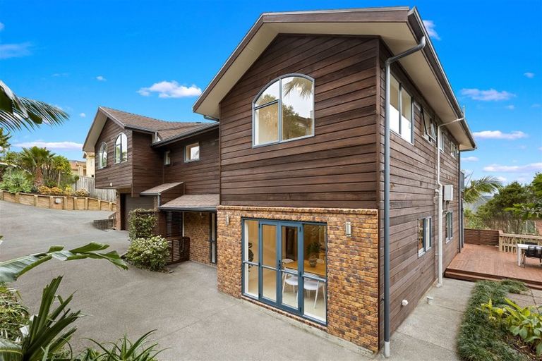 Photo of property in 46 Ballymore Drive, Pinehill, Auckland, 0632