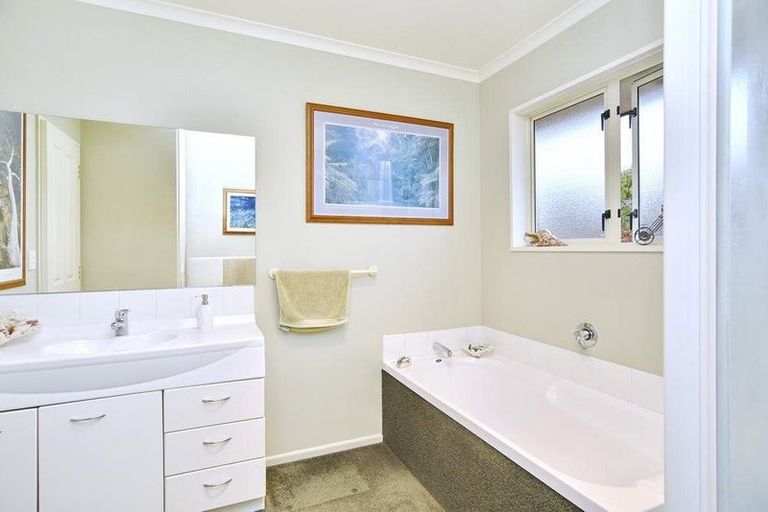 Photo of property in 18 Paget Drive, Woodend, 7610