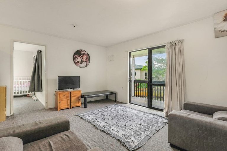Photo of property in 13 Hyde Street, Manurewa East, Auckland, 2102