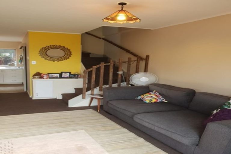 Photo of property in 5/151 Astley Avenue, New Lynn, Auckland, 0600