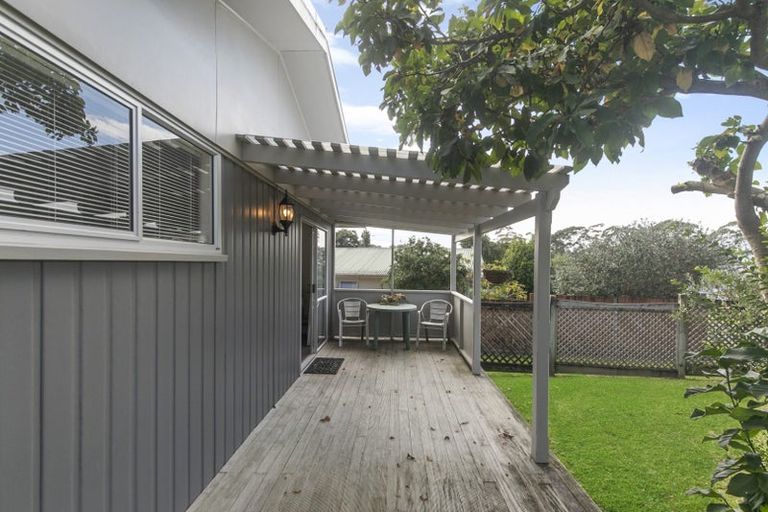 Photo of property in 1/63 Zita Maria Drive, Massey, Auckland, 0614