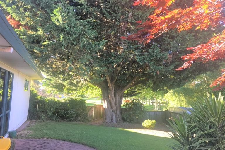 Photo of property in 4 Molyneux Place, Welcome Bay, Tauranga, 3112