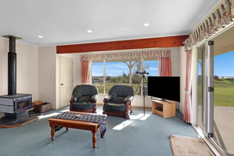 Photo of property in 687 Work Road, Whakamarama, Katikati, 3181
