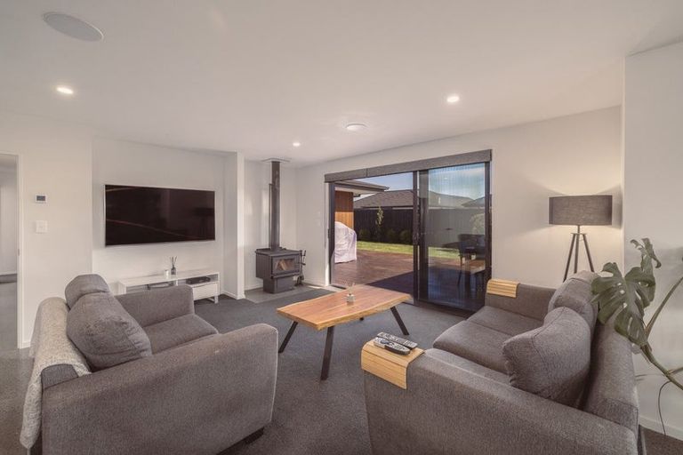 Photo of property in 10 Verdeco Boulevard, Lincoln, 7608