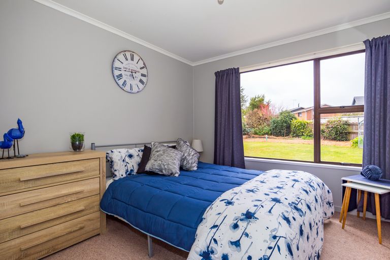 Photo of property in 37 Temple Crescent, Gleniti, Timaru, 7910