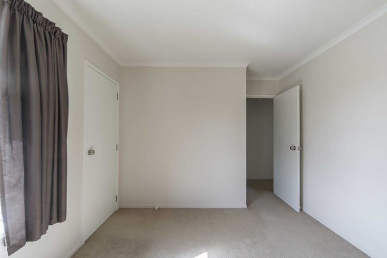 Photo of property in 27 Whitney Place, Rototuna North, Hamilton, 3210