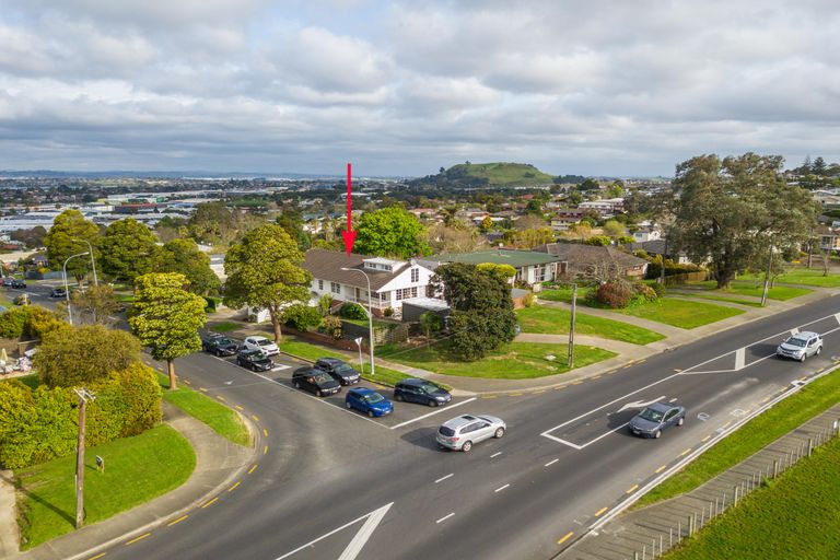 Photo of property in 269 St Johns Road, Saint Johns, Auckland, 1072