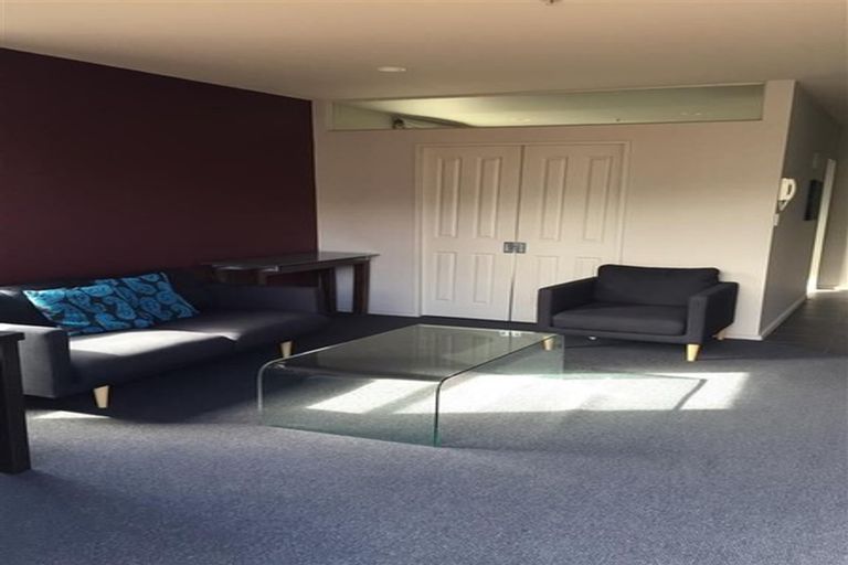 Photo of property in Atrium Towers, 8f/154 The Terrace, Wellington Central, Wellington, 6011