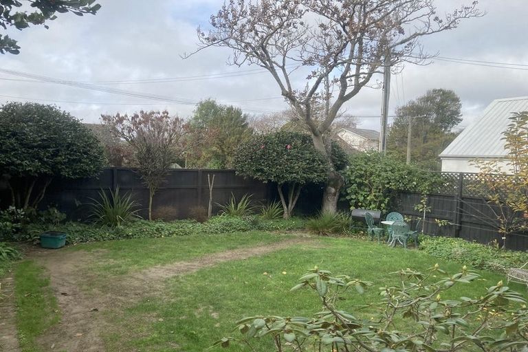 Photo of property in 1/15 Westholme Street, Strowan, Christchurch, 8052