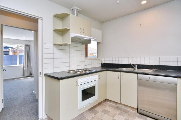 Photo of property in 16d Lyndon Street, Riccarton, Christchurch, 8011