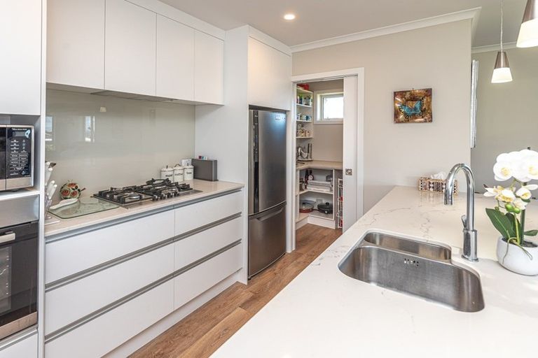 Photo of property in 37 Golf Vue Place, Castlecliff, Whanganui, 4501