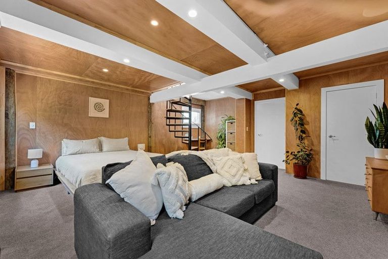 Photo of property in 60 Mcentee Road, Waitakere, Auckland, 0816