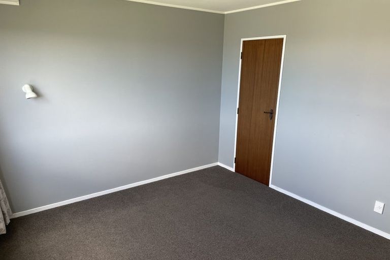 Photo of property in 5 Birla Terrace, Broadmeadows, Wellington, 6035