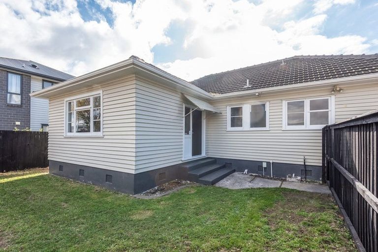 Photo of property in 176 Blenheim Road, Riccarton, Christchurch, 8041