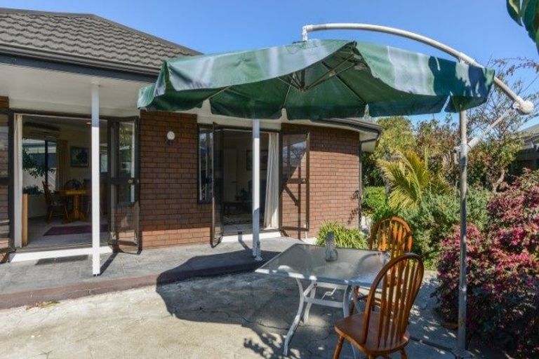 Photo of property in 41 Whiting Crescent, Greenmeadows, Napier, 4112