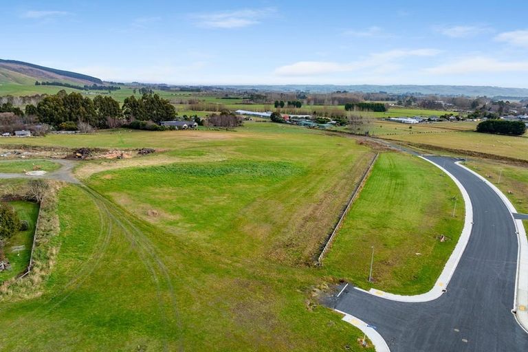 Photo of property in 21 Back Road, Okains Bay, 7583