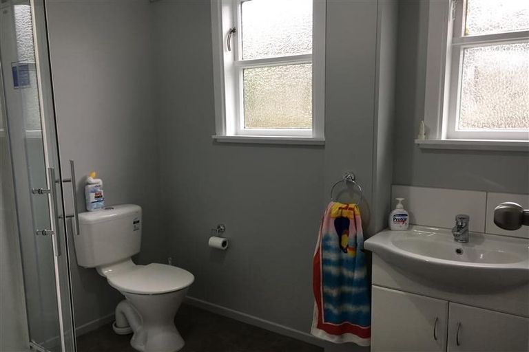 Photo of property in 43 Petherick Street, Taita, Lower Hutt, 5011