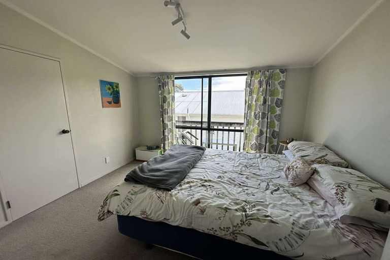 Photo of property in 1/9 Mana Esplanade, Paremata, Porirua, 5026